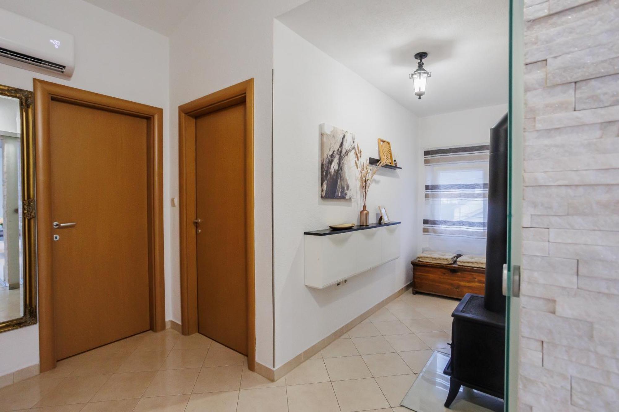 Apartman Marioeta Каштел-Стари Экстерьер фото